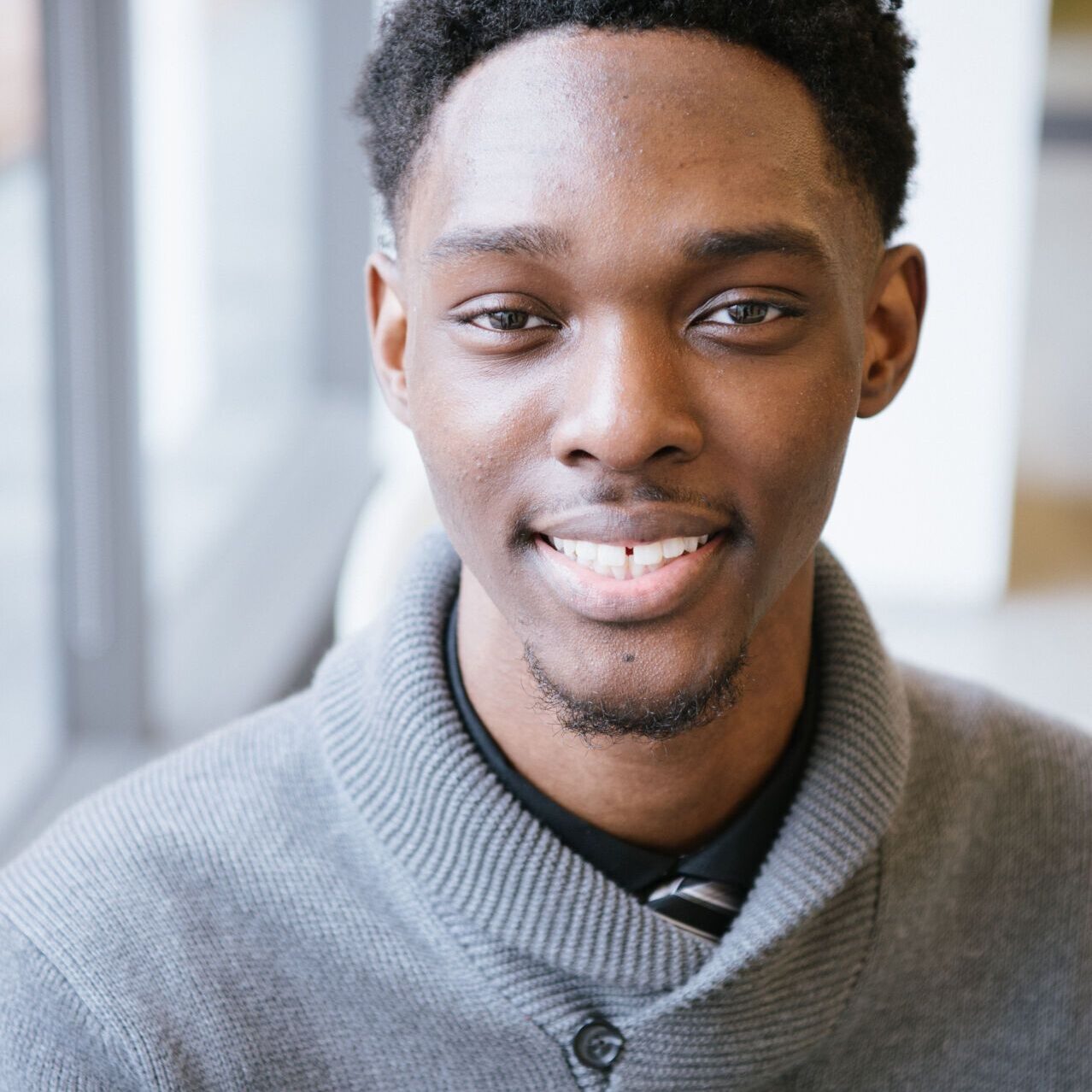 deonte headshot deonte headshot